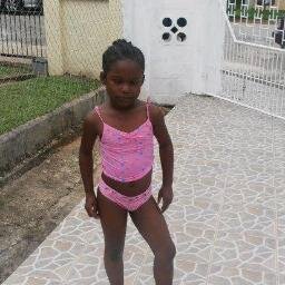 amileahcastillo's profile picture. i like a twitter i like my self i like my sisters i like very thing
and i like u to