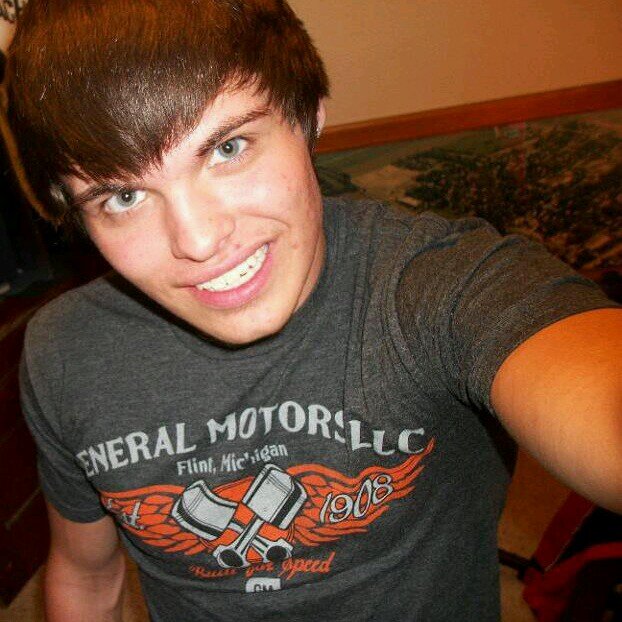 DavidMi41922721's profile picture. 