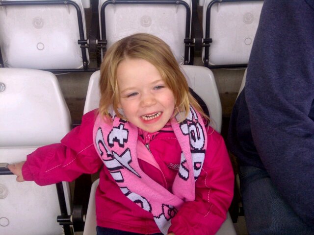 Dad of 2 grandad of 1. Avid sufc fan