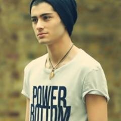 ♥ | Cody Simpson Follows | 0/5 Pity Mee :( | ♥