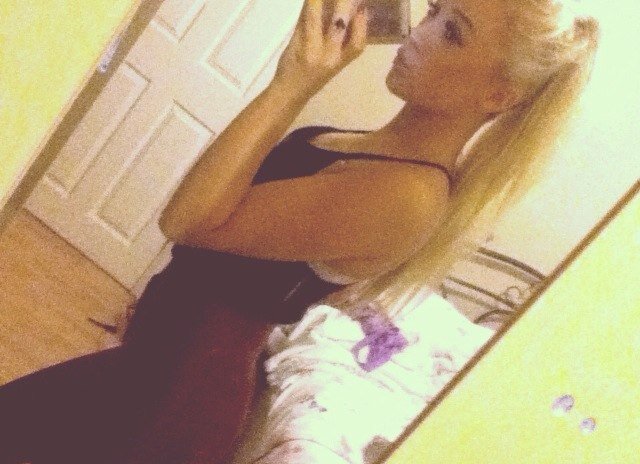 pin - 2B400062 | instagram - abbiedunnx I dont like many things im a moaner