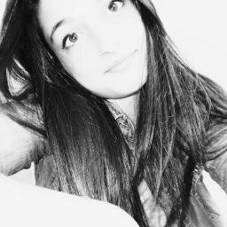 giuliasassano2's profile picture. Sono quel genere di persona che chiede sempre 'scusa', addossandosi colpe pur di non perdere quella persona.