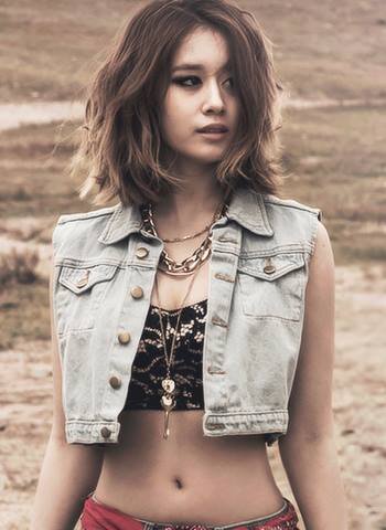 singer,visual,maknae, vocalist @t-ara