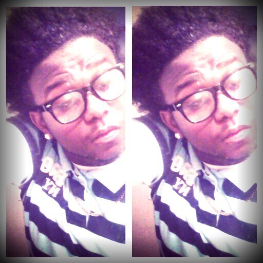 Young Educated man strivin to succeed despite wt life throws at me .          IG: DONTAYIOUS      KIK: MARKELL 27