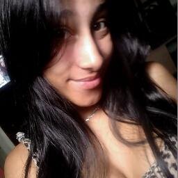 que tal ir cuidar só um pouquinho da sua vida antes de tentar viver a minha ? ;*