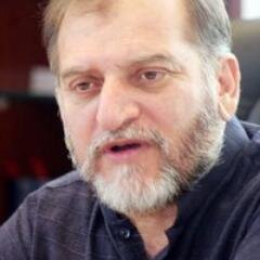Fan Page of Orya Maqbool Jan. poet and CSS officer & writes Urdu columns for Daily Dunya, Pakistan.