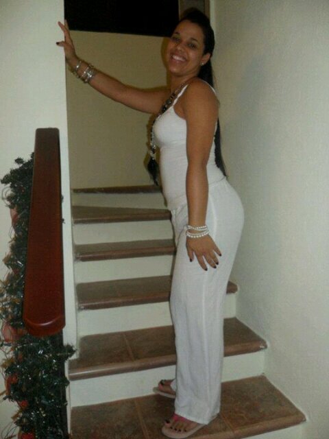 Soy muy simpatica, bella y muy buena amiga me encanta andar y tener amigos (follow back)
