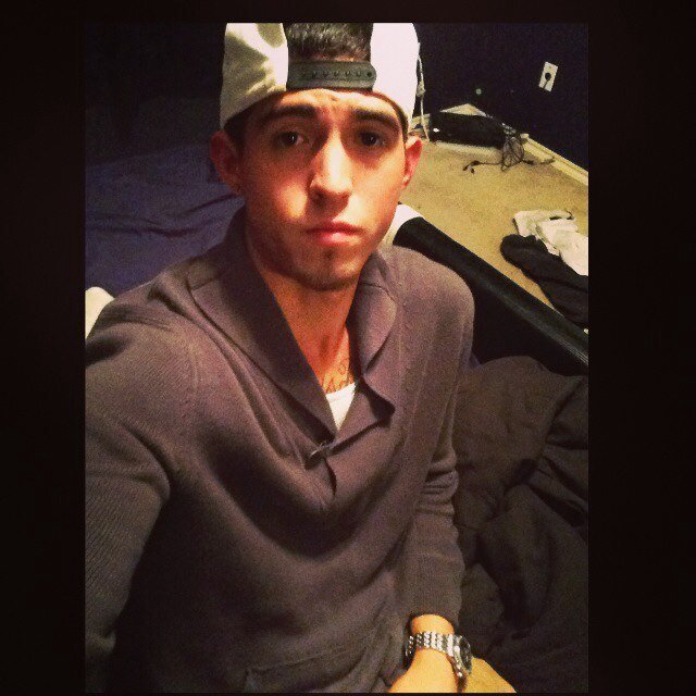 jedi_highwalker's profile picture. living life to the fullest #Blessed #TheMoneyTeam #GoGetter #AmbitiousRider follow me on instagram jedi_highwalker