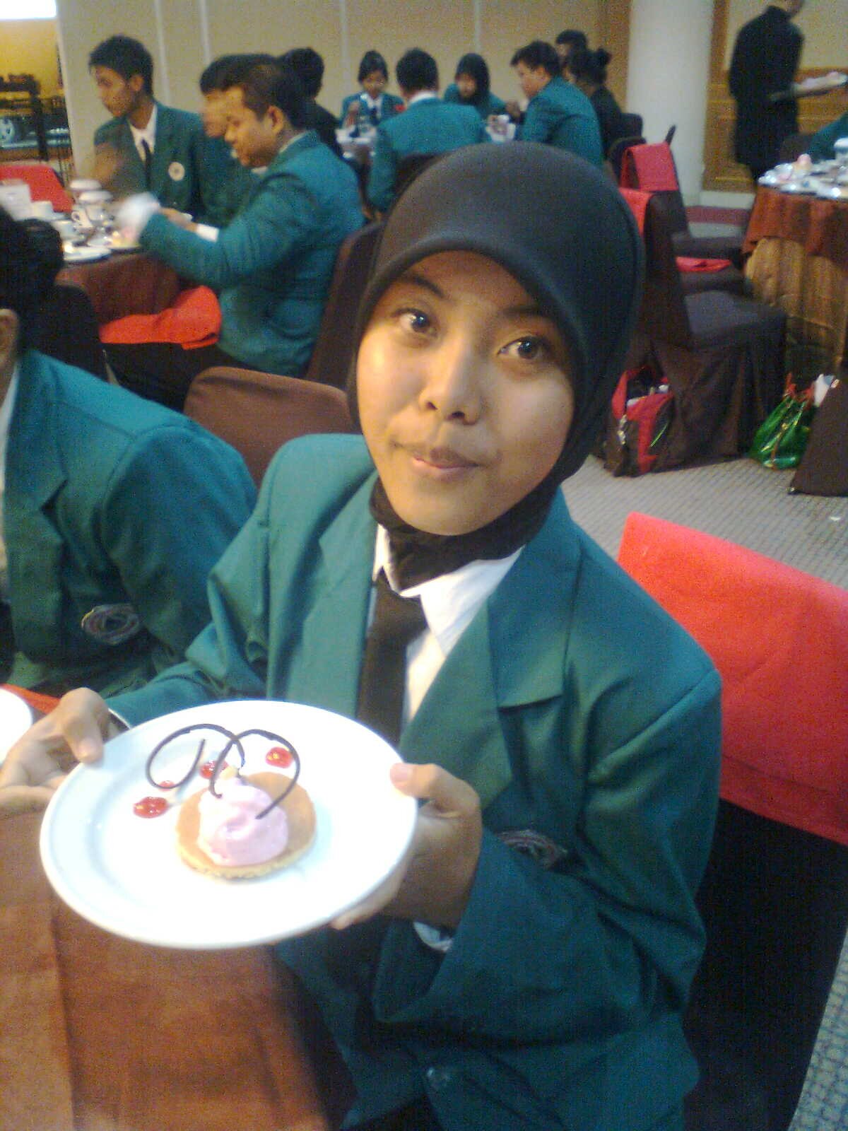 dee_laa_fadilla's profile picture. 