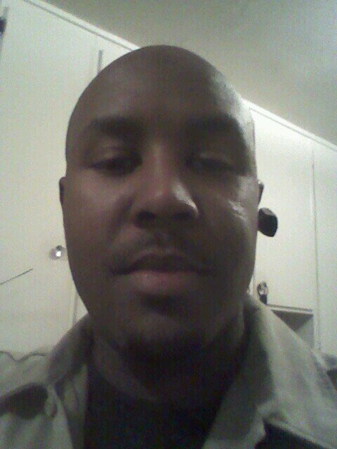 Certified General Electrician

Navy Veteran

Studied at L.A Trade Tech College