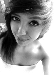 YareliYf's profile picture. 