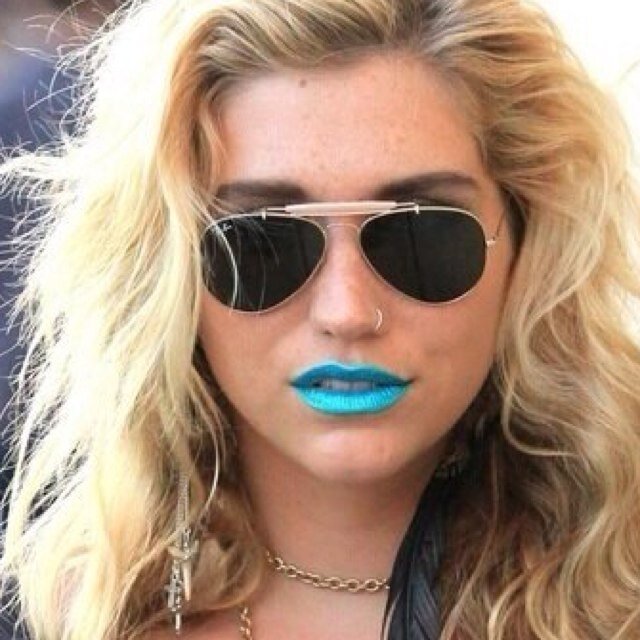 kesha followed me on november 6th, 2012