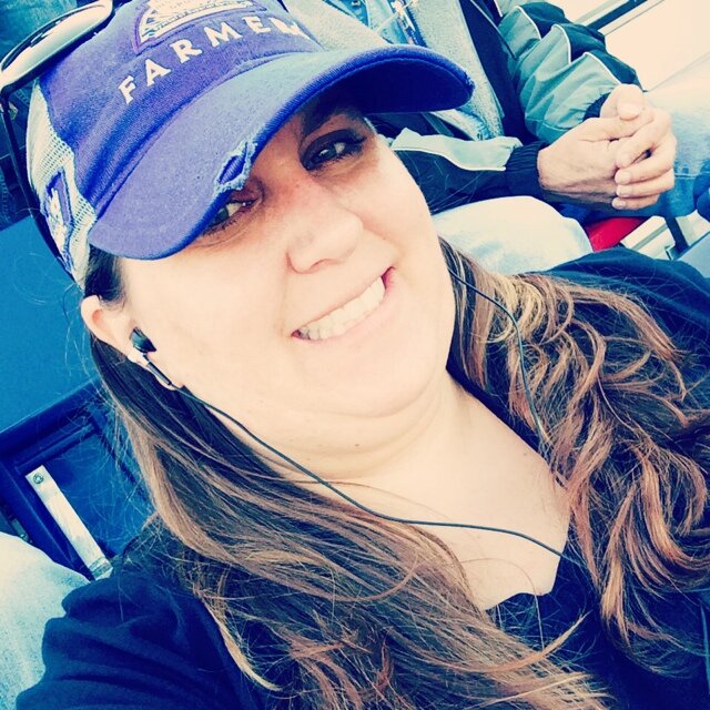 jennifercg's profile picture. Queen of sneakers, formerly #1 in tweetup attendance. Find me where the ⭐️s at night are big & bright or where 🏎s are going fast. Aka: @chilibowlJCG