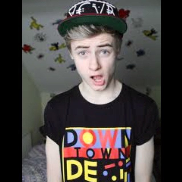Vine, Snowboarding, xfactor, drawing, TWD If you dont like it, I can change!
