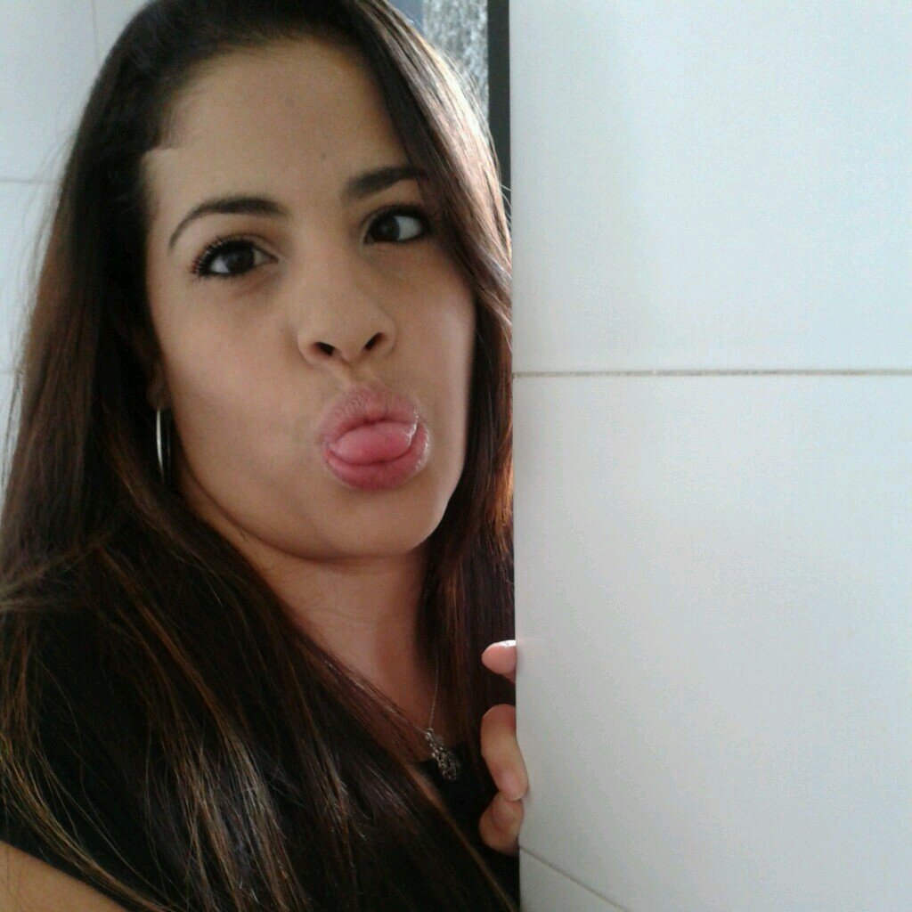 madre, esposa, hermana, hija!