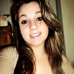 @Bubuageitos aqie ,, toaqie pra dizer qe eu amo mto essa fidida !! bjus nega te amo mto sabe neh tmj smp 3