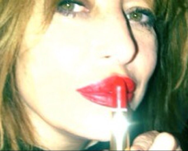 Makeup and hair artist Founder and represented by  https://t.co/es7NL6OEyq @tatmakeupschool mi escuela de maquillaje