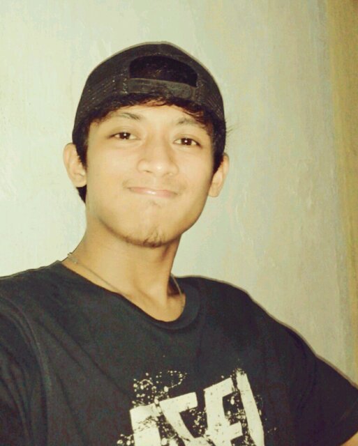 I'm not perfect but, I'm limmited edition | a fans fanatic of Chelsea Fc :)