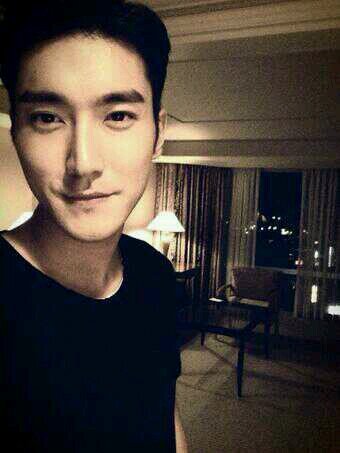 siwonsiw___407's profile picture. ♥ELF ♥Siwonest @Siwon407