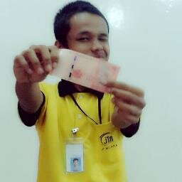 Hafeezdzi ,  Eighteen , Melaka 
I will follow u if u follow me :) Add my facebook : Muhamad Nur Hafeezdzi