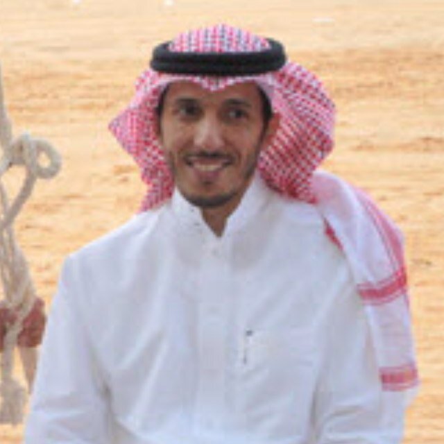 هاوي ومتابع للأحوال الجوية ومهتم بالبيئة .