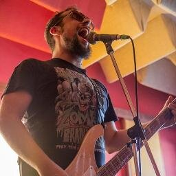 I rock!!  Literally and figuratively!  Follow me and I'll follow you back! http://t.co/VrtREQDgwW