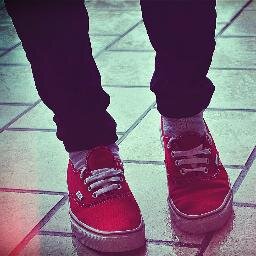 blogmodacine's profile picture. Bienvenid@a al Twitter oficial del blog : Moda, Musica, Cine y Mas. Follow back :)