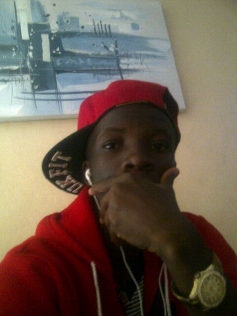 _esilas's profile picture. “I love inspiring people, and if I can make a difference in one person's life, then that's success for me!”