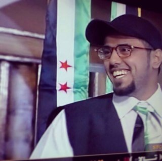 مقدم برامج، ممثل، اعلام وعلاقات عامه بجامعة عزوز. مكه هيا داري (Instagram-hassanalotman) الكيك (hassan_alotman123)( ملك الكركتر) ( افتخر بجمهوري جمهور الملوك )