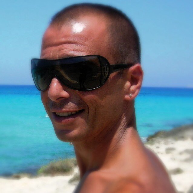 StBernardini's profile picture. Sempre in equilibrio tra sogno e realtà ....