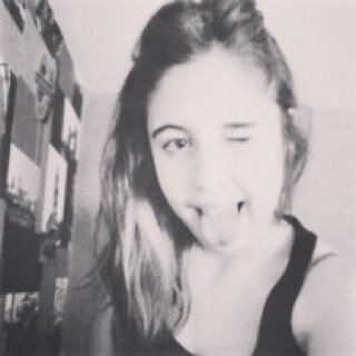 Mathilde-Lycéenne-15 ans. 
#A. Un manque.. Jamais il sera comblé..
Vous etiez formidable, j'étais fort minable..♪