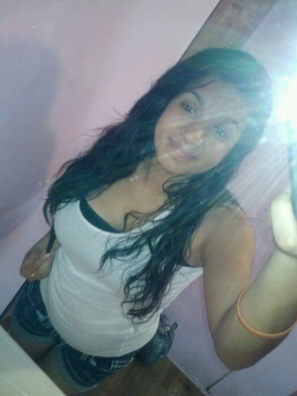 I'm A Junior At Bhs & I Love Takinqq Pictures :) ...