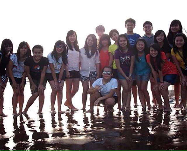 rendyasali's profile picture. People change, friends leave, love hurts, things go wrong, but life goes on.