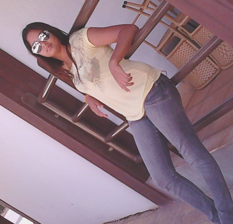 Oii sou a Andressa tenho 16 anos SãoPaulina e moro em Ituiutaba... :P