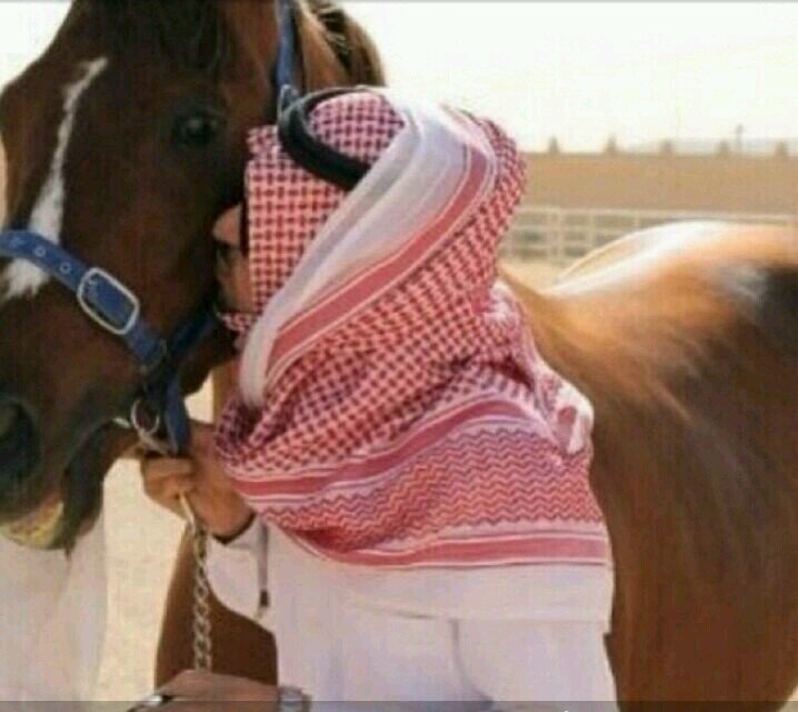 حبنـي بالحيـل لـيـن امــوت فـيـك&
ومـن بعـدهـا مرحبـابـك يـالـهـلاك&