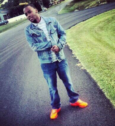 Money on my mind you should think the same . You can follow a real nigga. #BikeLife
