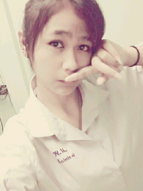 ไม่ชอบก็ไม่ต้องเสือกน้ะ จุ๊บๆ! ฟอลมาก็ทักบ้าง อยากรู้จัก :)
@mydarring21 เล่น2ทวิต
ชื่อหยก ไม่หยิ่งทักได้เลย งิงิ
คุยส่วนตัว แอดM :mydarring21@hotmail.com