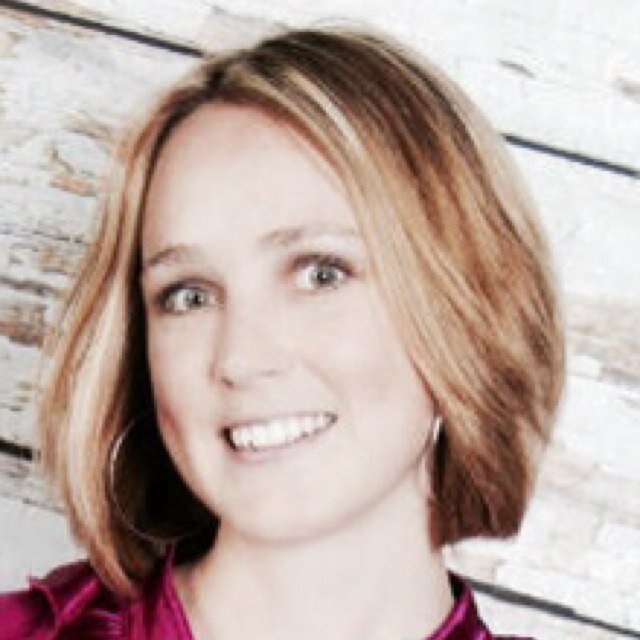 Stay-at-home mom,teacher, speaker,marriage counselor who loves the Lord and the life He has given me.