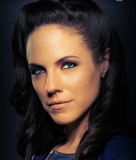 Unaligned succubus
   - I will live the life I choose..with  @doctorhotpants - She takes my breath away...#RP // Follow @Anna_Silk