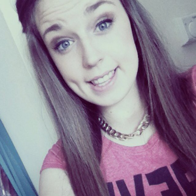 Tosh69xo's profile picture. Irish girl 
15 years old 
Follow me & il foloow back