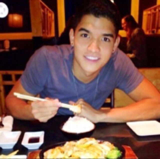 HeyFollowAlex's profile picture. My name is Alex Wassabi ,I like to dance cause it makes me feel free .I'm Taken by a beautiful girl @fauxy_ and i'm happy WASSABI PRODUCTION .Movin like richard