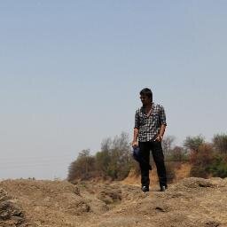 i went in to photography beCoz iT seeMed like dA peRfecT vehicle for commenting on da maddness of todaeZ eXistance..
yea m photographer.... a learner