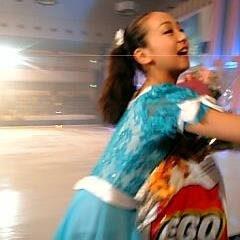 2005年から浅田真央ちゃん一筋。日本人選手絶賛応援中！今は子育てに追われてますが、真央ちゃんを皆様と応援したく、別垢を作りました。スケート以外の事はこちらで呟いています→@ronny0514 ちなみに鍵っ子。