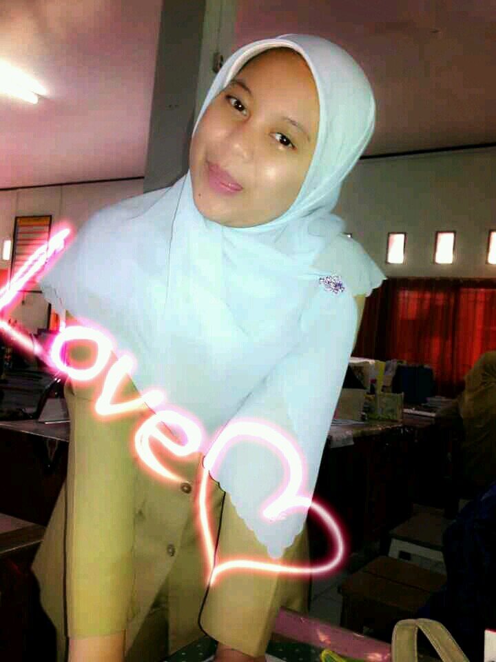 Fitricupits's profile picture. Founder--- E2C FOUNDATION; LEMBAGA PENDIDIKAN N BKB ERLANGGA MGT BEKASI; Chemistry Teacher... ❤️