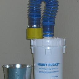 HUNNY BUCKET is the only business aircraft lavatory service kit that is truly portable. It is easy to use and fits into the baggage compartment. Made in the USA