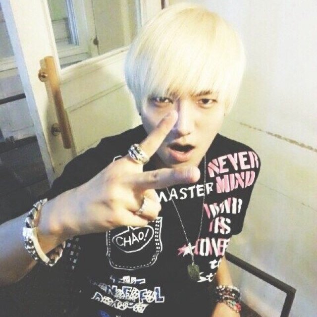 Super Junior Yesung(@shfly3424)bot.少しでも君を癒せたらいいな、、、^ ^ R指定、恋愛系 非対応 2013.10.21~