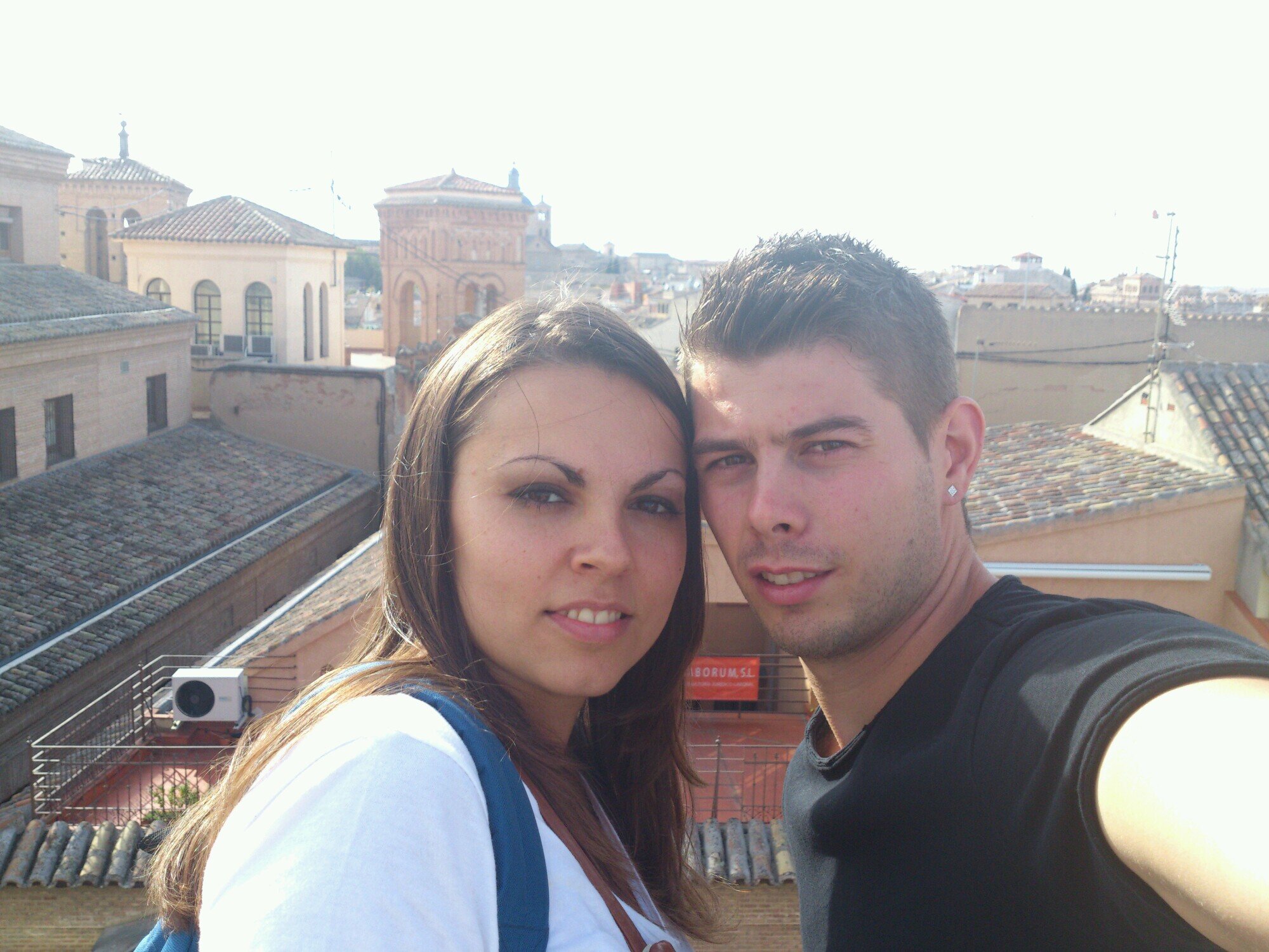 CodinaPerez's profile picture. La manera mas segura de fracasar es intentar complacer a todo el mundo