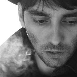 Les plus belles paroles d'un artiste unique.