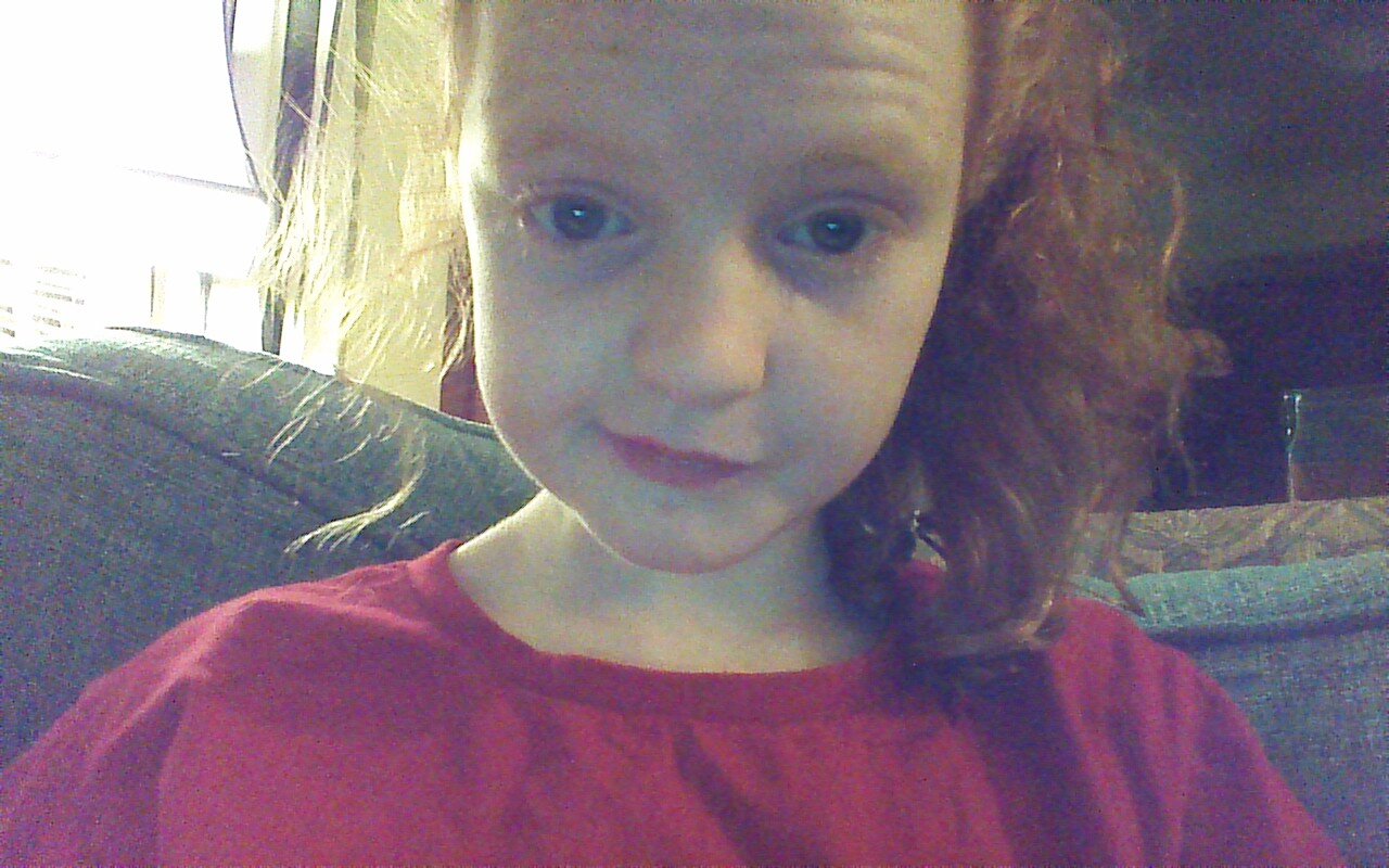I write interesting tweets you will be amazed with what you see fashion ,Arts then there's me a red head .... follow me!