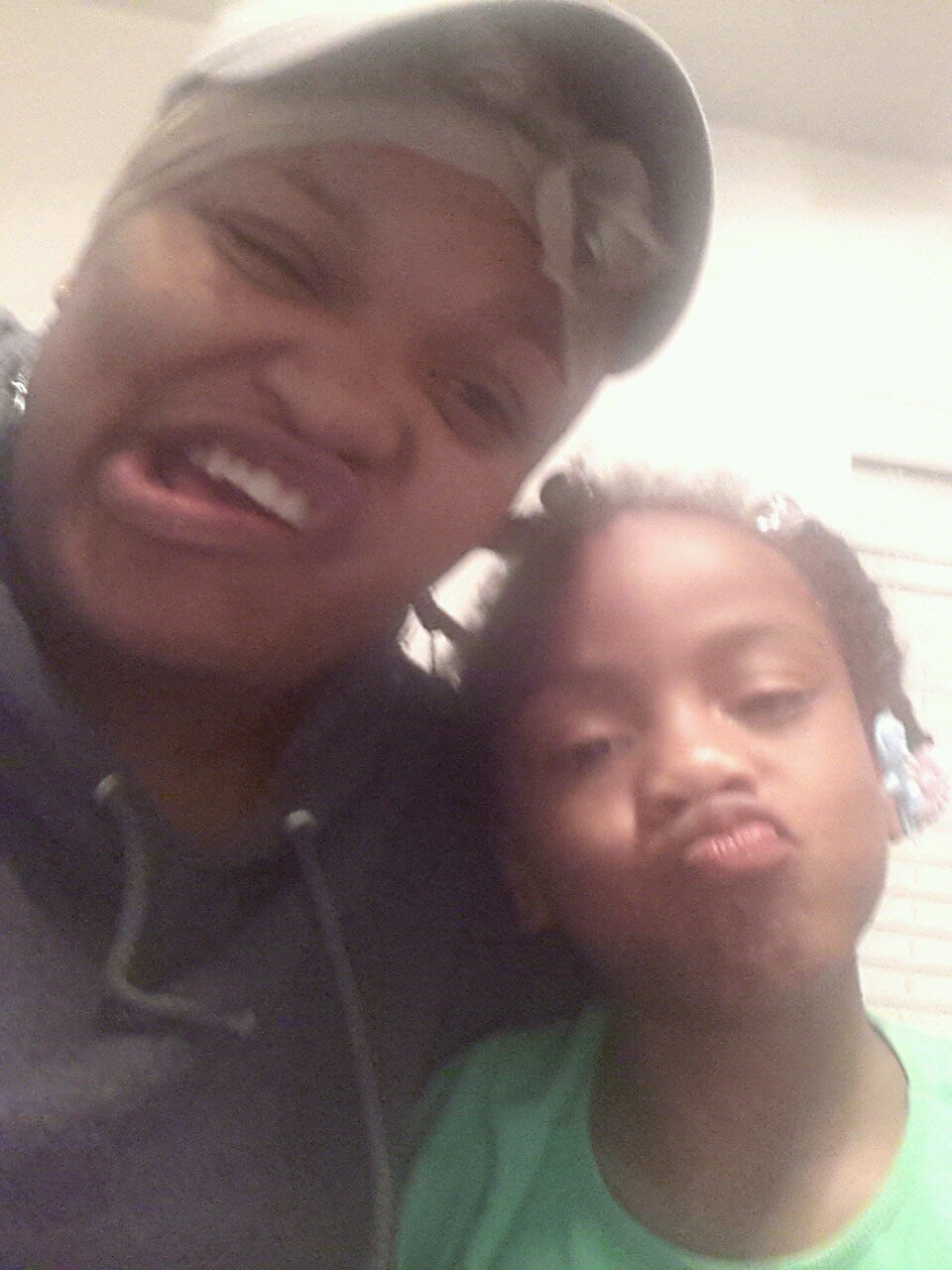 A lEAdER NOT A FOllOWER, MAKE ChOiCES FOR ME Nd MY ThREE. Ugh iAiNT FOR dhA dRAMA CUS Shid  GOOd,! JUST SiTTiN hiGh lOOKiN BEAUTiFUl